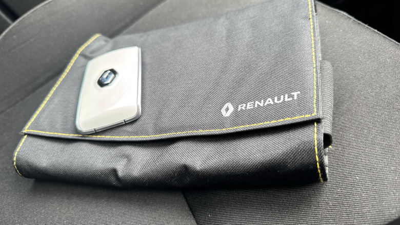 Renault Captur 1.0 TCE 100 Iconic 5dr Petrol Hatchback